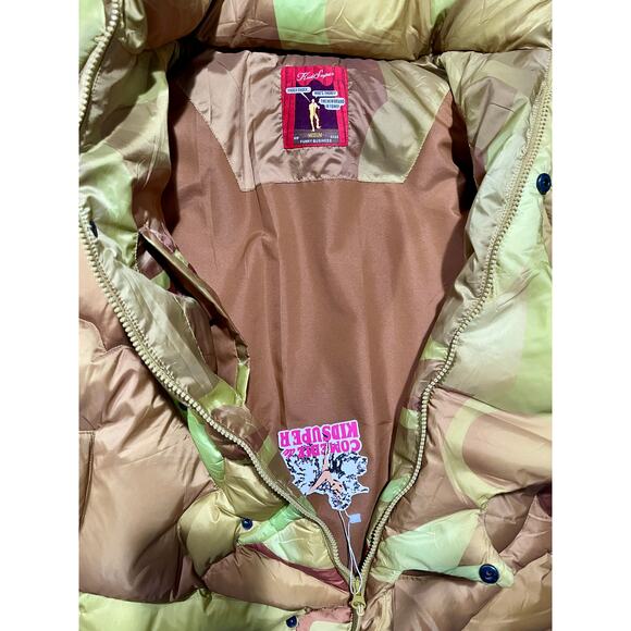 KidSuper Kissing Puffer Gold with Detachable Hood - Picture 5 of 7